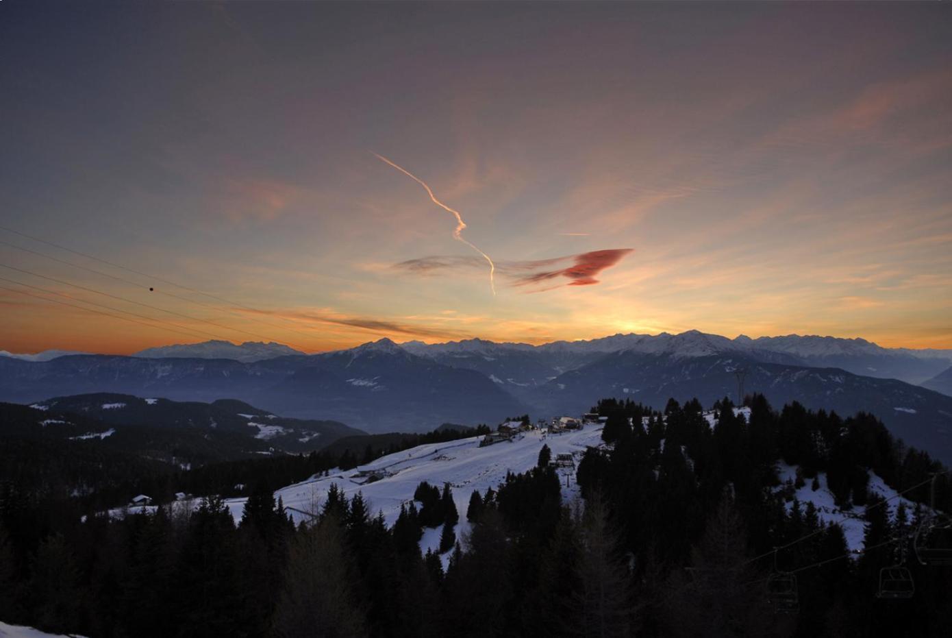 Hotel-Garni Ehrenfels เชนนา ภายนอก รูปภาพ